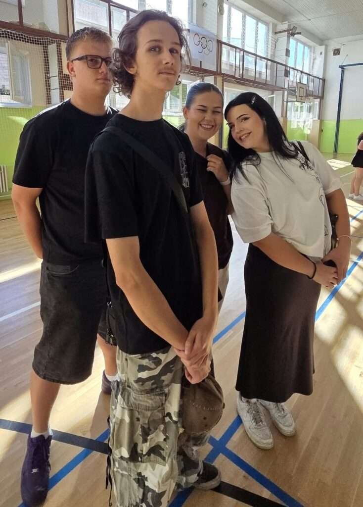 11