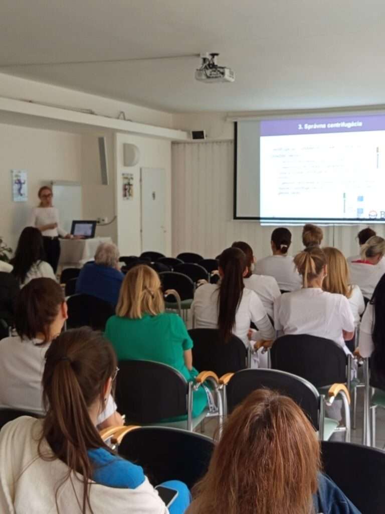 a153a4bb 72d8 44ab 8223 e12f15dae18c