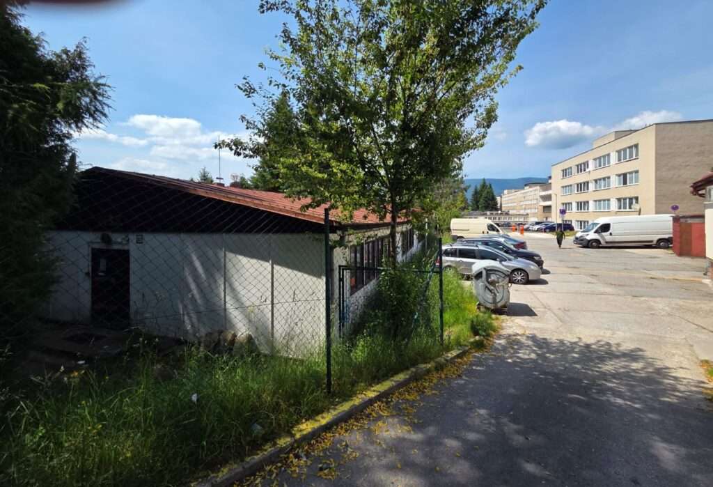 donsp biedronka budova 4