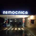 nemocnica napis